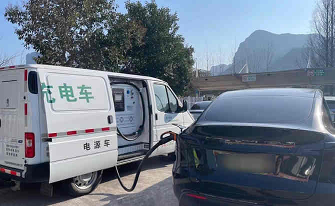 江油汽车搭电